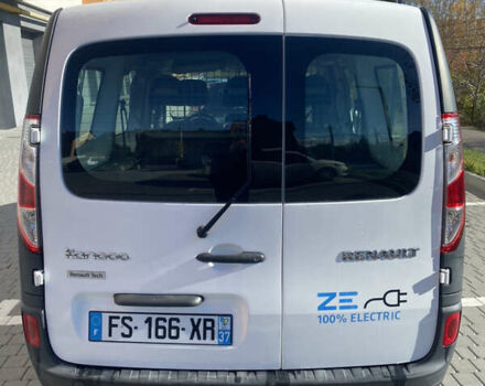 Белый Рено Кенгу, объемом двигателя 0 л и пробегом 82 тыс. км за 13200 $, фото 8 на Automoto.ua