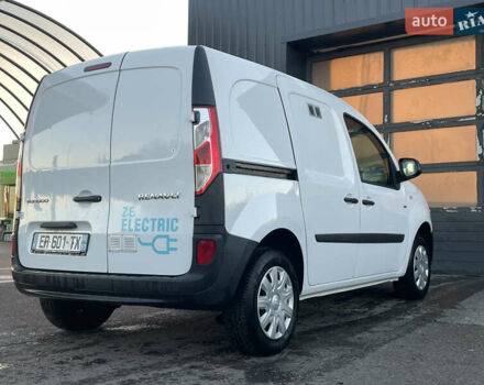 Белый Рено Кенгу, объемом двигателя 0 л и пробегом 99 тыс. км за 8250 $, фото 17 на Automoto.ua