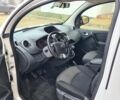 Білий Рено Кєнгу, об'ємом двигуна 1.5 л та пробігом 173 тис. км за 15000 $, фото 11 на Automoto.ua