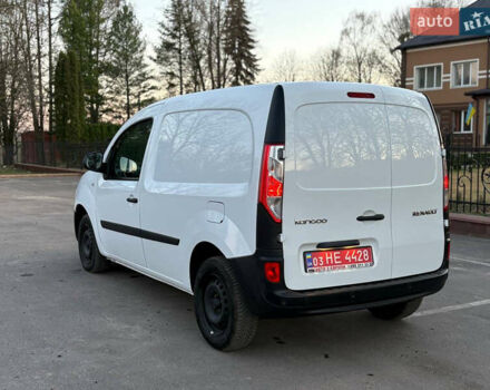 Білий Рено Кєнгу, об'ємом двигуна 1.5 л та пробігом 203 тис. км за 10300 $, фото 4 на Automoto.ua