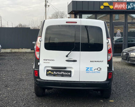 Белый Рено Кенгу, объемом двигателя 0 л и пробегом 8 тыс. км за 15500 $, фото 10 на Automoto.ua