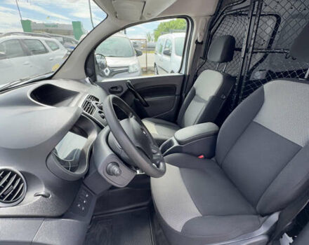 Белый Рено Кенгу, объемом двигателя 0 л и пробегом 181 тыс. км за 12600 $, фото 14 на Automoto.ua