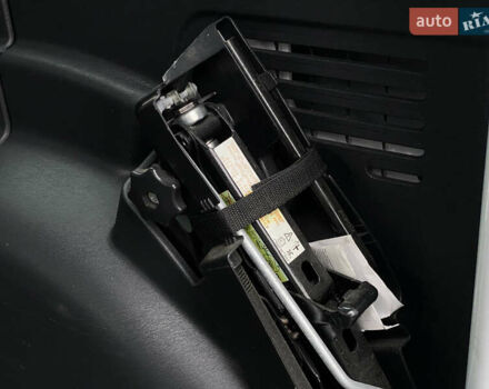 Белый Рено Кенгу, объемом двигателя 0 л и пробегом 17 тыс. км за 14399 $, фото 55 на Automoto.ua