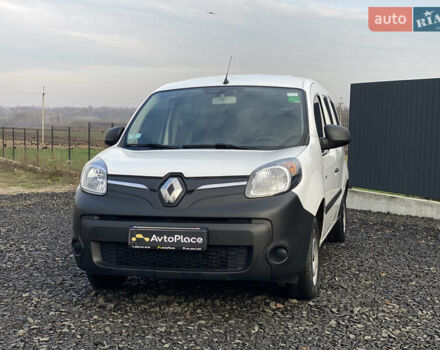 Белый Рено Кенгу, объемом двигателя 0 л и пробегом 8 тыс. км за 15500 $, фото 44 на Automoto.ua