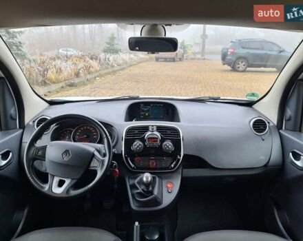 Білий Рено Кєнгу, об'ємом двигуна 1.5 л та пробігом 173 тис. км за 15000 $, фото 17 на Automoto.ua
