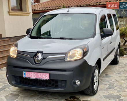 Белый Рено Кенгу, объемом двигателя 0 л и пробегом 17 тыс. км за 14399 $, фото 3 на Automoto.ua