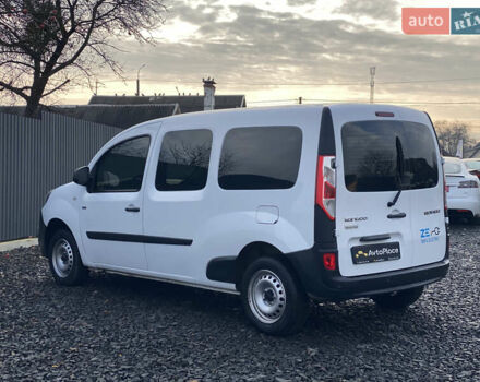 Белый Рено Кенгу, объемом двигателя 0 л и пробегом 8 тыс. км за 15500 $, фото 7 на Automoto.ua