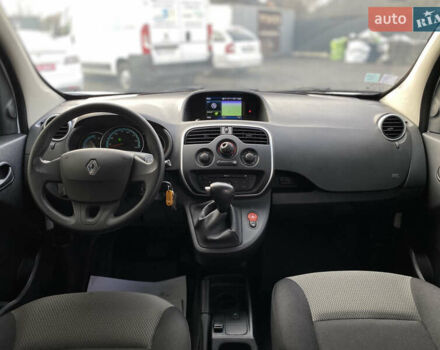 Белый Рено Кенгу, объемом двигателя 0 л и пробегом 8 тыс. км за 15500 $, фото 18 на Automoto.ua