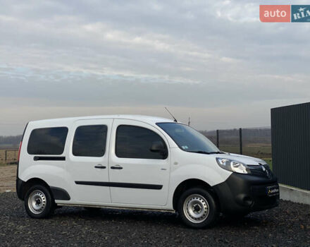 Белый Рено Кенгу, объемом двигателя 0 л и пробегом 8 тыс. км за 15500 $, фото 65 на Automoto.ua