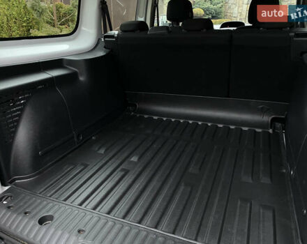 Белый Рено Кенгу, объемом двигателя 0 л и пробегом 17 тыс. км за 14399 $, фото 52 на Automoto.ua