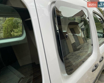 Белый Рено Кенгу, объемом двигателя 0 л и пробегом 17 тыс. км за 14399 $, фото 22 на Automoto.ua