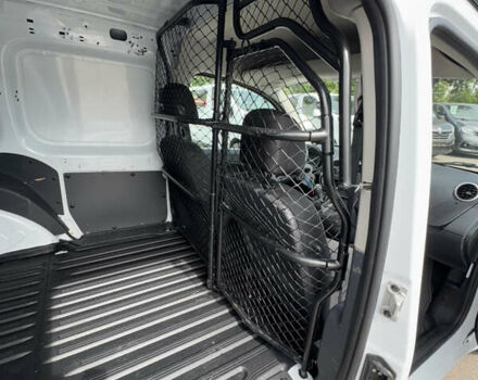 Белый Рено Кенгу, объемом двигателя 0 л и пробегом 181 тыс. км за 12600 $, фото 25 на Automoto.ua