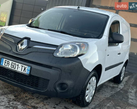 Белый Рено Кенгу, объемом двигателя 0 л и пробегом 99 тыс. км за 8250 $, фото 27 на Automoto.ua