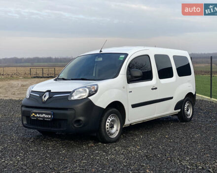 Белый Рено Кенгу, объемом двигателя 0 л и пробегом 8 тыс. км за 15500 $, фото 42 на Automoto.ua