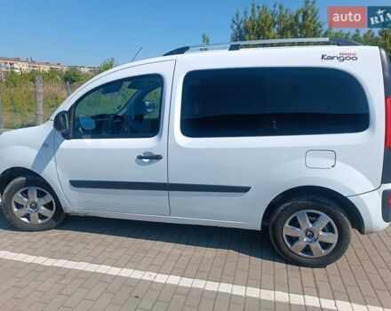 Білий Рено Кєнгу, об'ємом двигуна 1.5 л та пробігом 48 тис. км за 11499 $, фото 20 на Automoto.ua