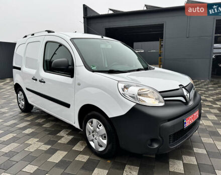 Белый Рено Кенгу, объемом двигателя 1.5 л и пробегом 164 тыс. км за 11399 $, фото 12 на Automoto.ua