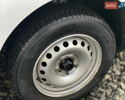 Белый Рено Кенгу, объемом двигателя 0 л и пробегом 8 тыс. км за 15500 $, фото 53 на Automoto.ua