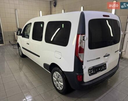 Білий Рено Кєнгу, об'ємом двигуна 1.5 л та пробігом 131 тис. км за 13999 $, фото 4 на Automoto.ua