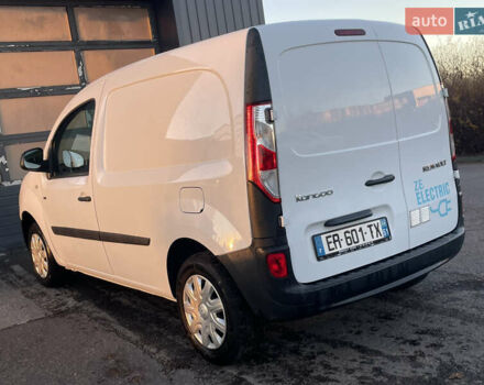 Белый Рено Кенгу, объемом двигателя 0 л и пробегом 99 тыс. км за 8250 $, фото 9 на Automoto.ua