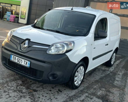 Белый Рено Кенгу, объемом двигателя 0 л и пробегом 99 тыс. км за 8250 $, фото 3 на Automoto.ua