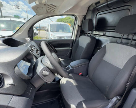 Белый Рено Кенгу, объемом двигателя 1.5 л и пробегом 149 тыс. км за 13900 $, фото 15 на Automoto.ua