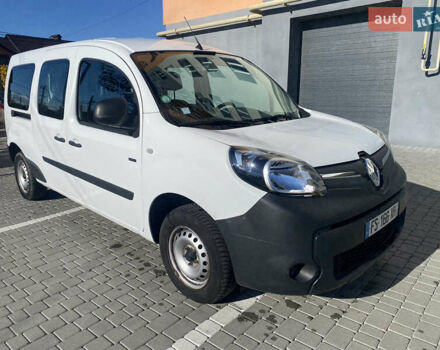 Белый Рено Кенгу, объемом двигателя 0 л и пробегом 82 тыс. км за 13200 $, фото 11 на Automoto.ua