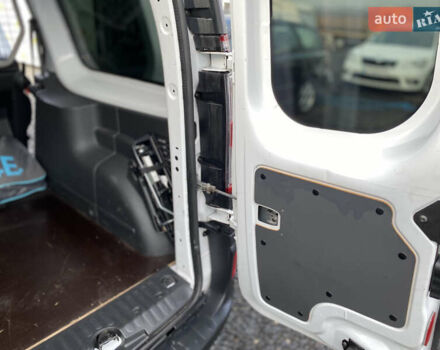 Белый Рено Кенгу, объемом двигателя 0 л и пробегом 8 тыс. км за 15500 $, фото 26 на Automoto.ua