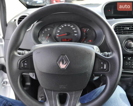 Рено Кенгу 2021 в Киеве на Automoto.ua Белый Рено Кенгу, объемом двигателя 1.5 л и пробегом 232 тыс. км за 12500 $, фото 58 на Automoto.ua