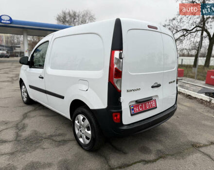 Белый Рено Кенгу, объемом двигателя 1.5 л и пробегом 118 тыс. км за 12599 $, фото 22 на Automoto.ua