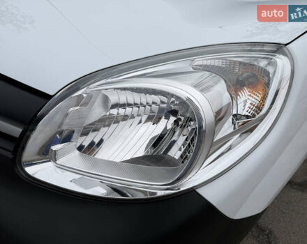 Белый Рено Кенгу, объемом двигателя 1.5 л и пробегом 118 тыс. км за 12599 $, фото 37 на Automoto.ua