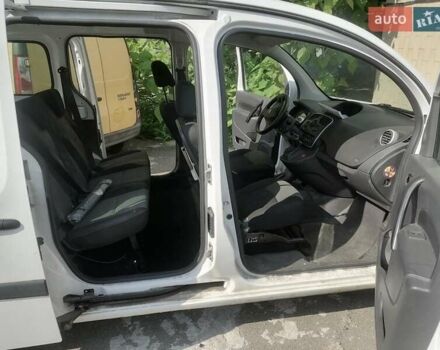 Белый Рено Кенгу, объемом двигателя 0 л и пробегом 29 тыс. км за 13035 $, фото 9 на Automoto.ua