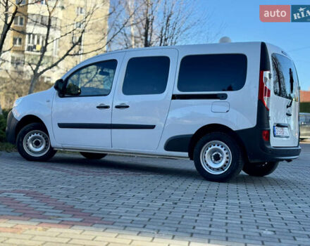 Білий Рено Кєнгу, об'ємом двигуна 1.5 л та пробігом 102 тис. км за 12500 $, фото 28 на Automoto.ua