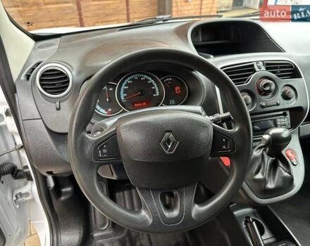 Белый Рено Кенгу, объемом двигателя 0 л и пробегом 54 тыс. км за 12500 $, фото 24 на Automoto.ua