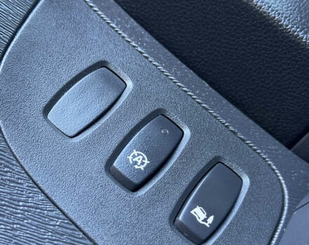 Білий Рено Кєнгу, об'ємом двигуна 1.5 л та пробігом 102 тис. км за 12500 $, фото 45 на Automoto.ua