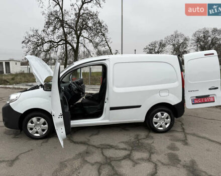 Белый Рено Кенгу, объемом двигателя 1.5 л и пробегом 118 тыс. км за 12599 $, фото 104 на Automoto.ua