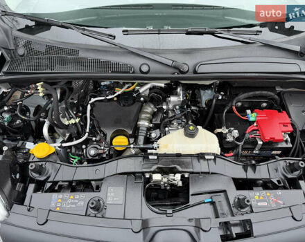 Белый Рено Кенгу, объемом двигателя 1.5 л и пробегом 118 тыс. км за 12599 $, фото 80 на Automoto.ua