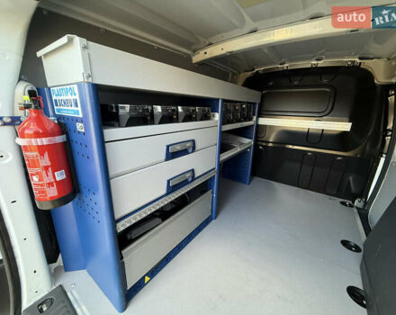 Белый Рено Кенгу, объемом двигателя 0 л и пробегом 17 тыс. км за 14200 $, фото 27 на Automoto.ua