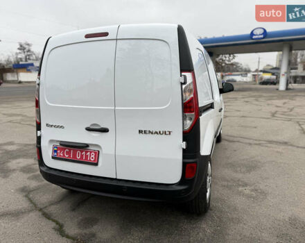 Белый Рено Кенгу, объемом двигателя 1.5 л и пробегом 118 тыс. км за 12599 $, фото 19 на Automoto.ua