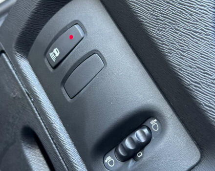 Білий Рено Кєнгу, об'ємом двигуна 1.5 л та пробігом 102 тис. км за 12500 $, фото 44 на Automoto.ua