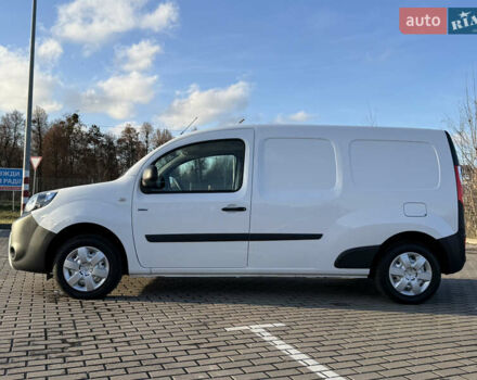 Белый Рено Кенгу, объемом двигателя 0 л и пробегом 17 тыс. км за 14200 $, фото 6 на Automoto.ua