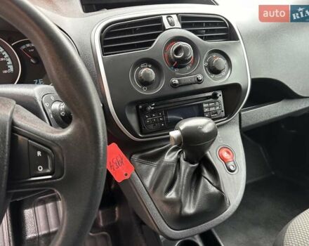 Белый Рено Кенгу, объемом двигателя 0 л и пробегом 54 тыс. км за 12500 $, фото 27 на Automoto.ua