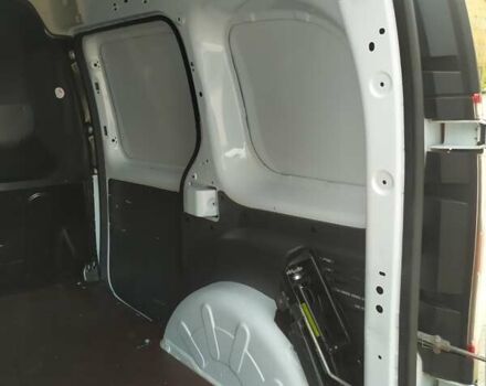Белый Рено Кенгу, объемом двигателя 1.5 л и пробегом 142 тыс. км за 11450 $, фото 16 на Automoto.ua