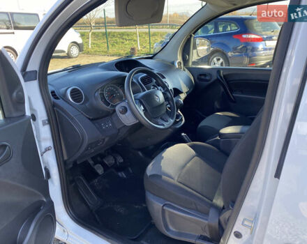 Білий Рено Кєнгу, об'ємом двигуна 1.5 л та пробігом 142 тис. км за 14999 $, фото 17 на Automoto.ua