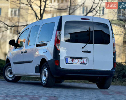 Білий Рено Кєнгу, об'ємом двигуна 1.5 л та пробігом 102 тис. км за 12500 $, фото 25 на Automoto.ua