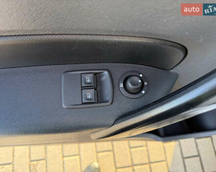 Белый Рено Кенгу, объемом двигателя 0 л и пробегом 17 тыс. км за 14200 $, фото 9 на Automoto.ua