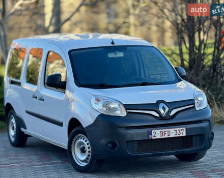 Білий Рено Кєнгу, об'ємом двигуна 1.5 л та пробігом 102 тис. км за 12500 $, фото 6 на Automoto.ua