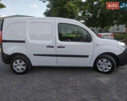 Белый Рено Кенгу, объемом двигателя 1.5 л и пробегом 142 тыс. км за 11450 $, фото 3 на Automoto.ua