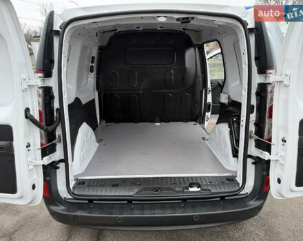 Белый Рено Кенгу, объемом двигателя 1.5 л и пробегом 118 тыс. км за 12599 $, фото 78 на Automoto.ua