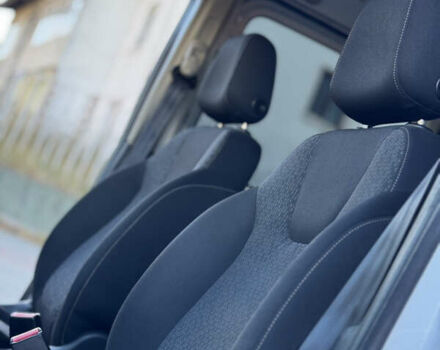 Білий Рено Кєнгу, об'ємом двигуна 1.5 л та пробігом 102 тис. км за 12500 $, фото 57 на Automoto.ua