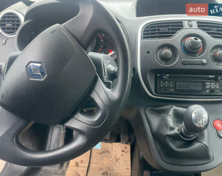 Белый Рено Кенгу, объемом двигателя 1.5 л и пробегом 102 тыс. км за 9000 $, фото 6 на Automoto.ua